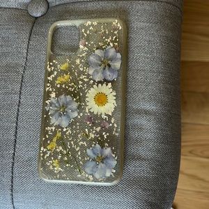 pressed flower iphone 11 case